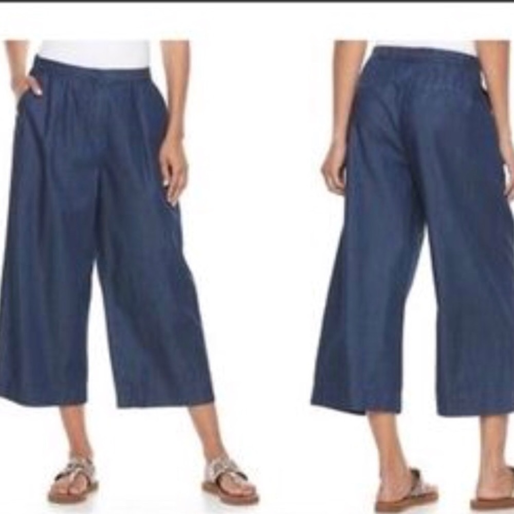 Dana Buchanan Wide Denim Capris